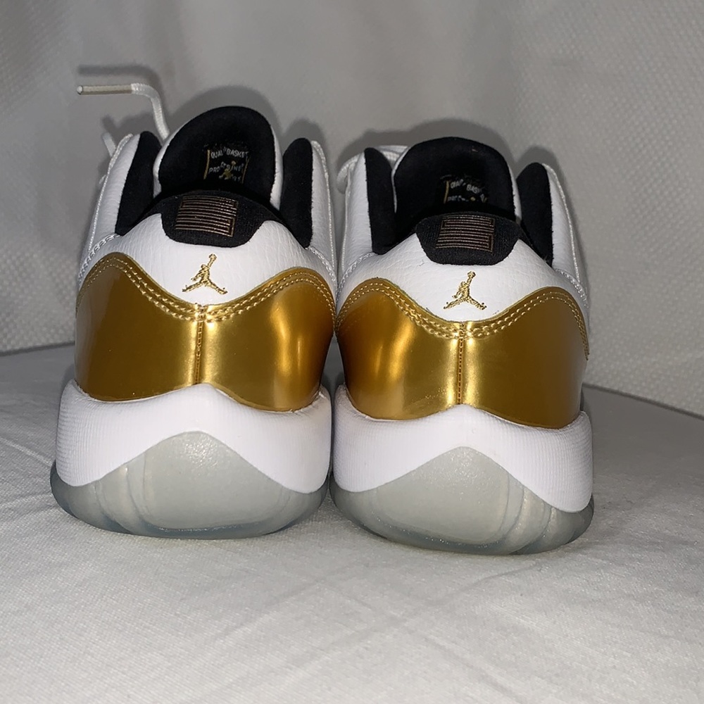 Nike Air Jordan 11 Low Retro Closing Ceremony Shoes - Picture 7 of 15